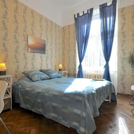 Lux Art Nouveau In Historical Center Appartamento