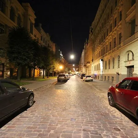 Lux Art Nouveau In Historical Center *